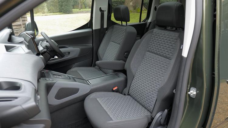 PEUGEOT E-RIFTER ELECTRIC ESTATE 100kW Allure 52kWh 5dr Auto
